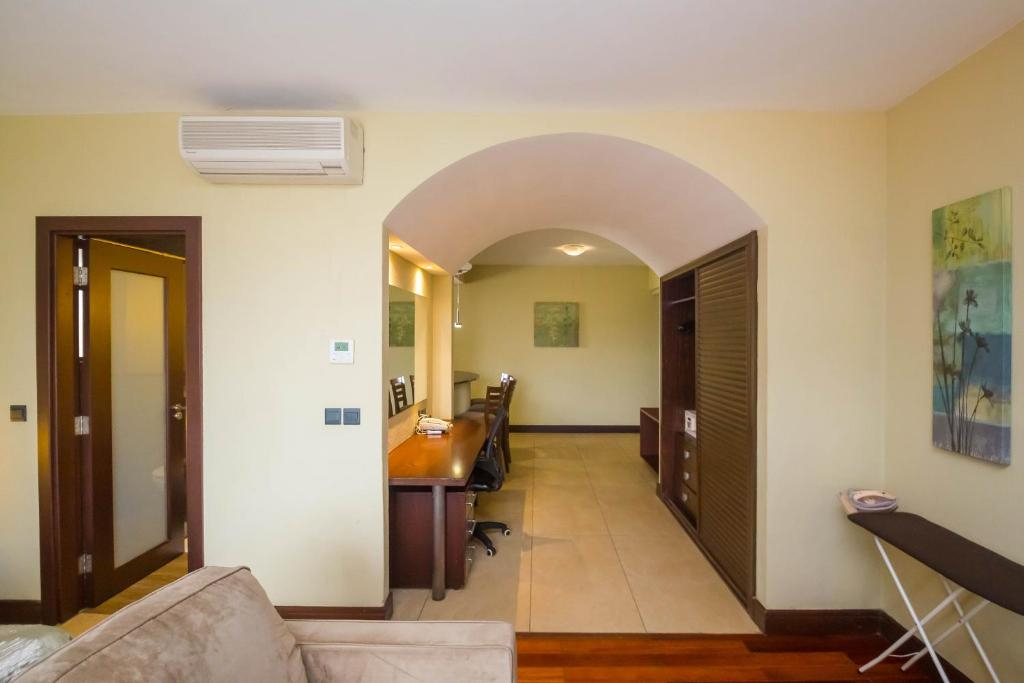 Taarifa Suites by Dunhill Serviced Apartments