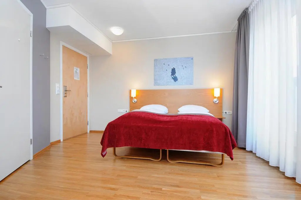 Globus Hotel