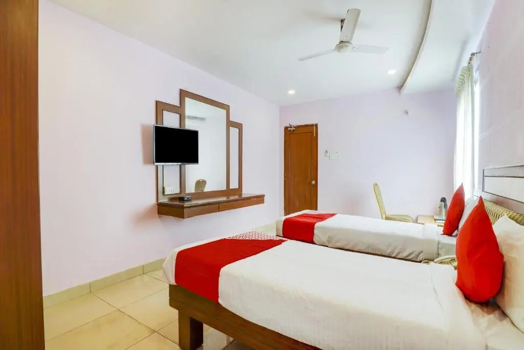 Super Hotel O Vaishnavi Palace