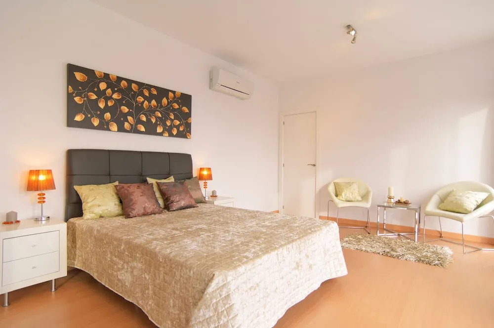 Brand new Villa El Rosario