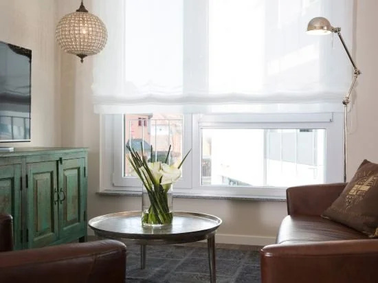 Hotel LOGIS First Class Business Suites