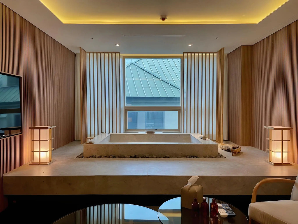UH Hotel