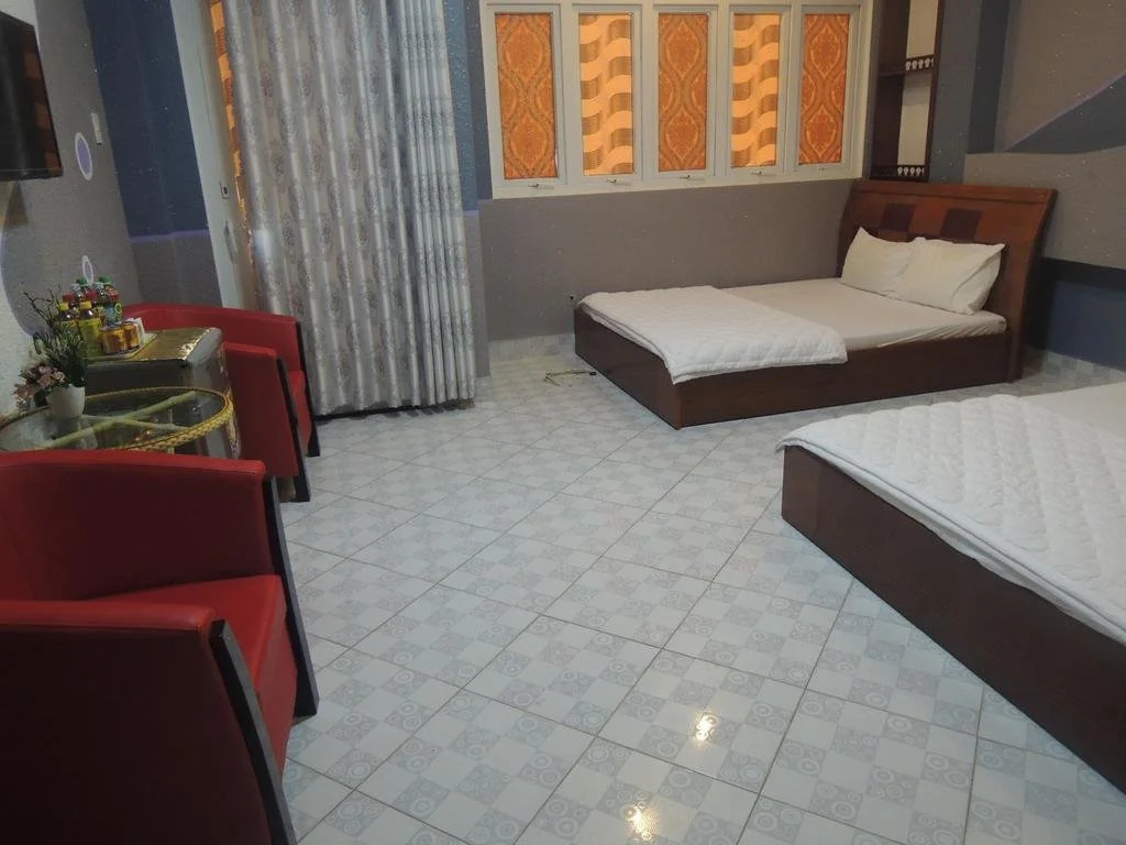 Truong Tien Hotel