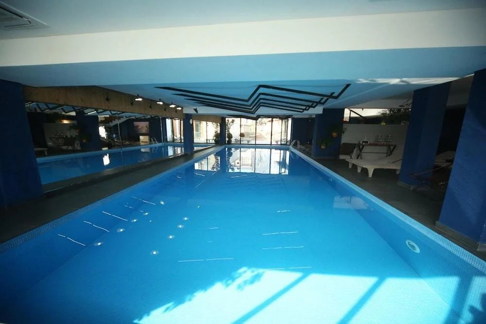 Hotel At Metro