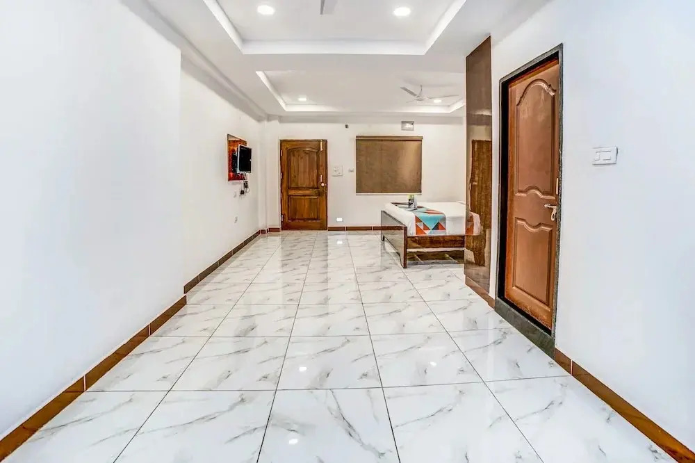 Adarsh Grand Inn by fabHotel