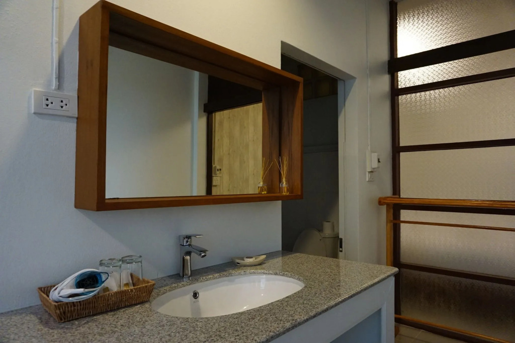Baan Iyara Boutique City Hotel