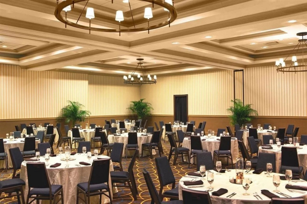 Sheraton Baltimore Washington Airport - BWI