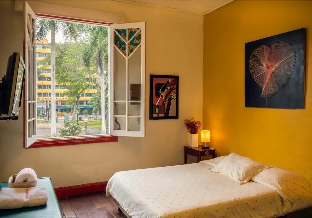 Flying Dog Hostel
