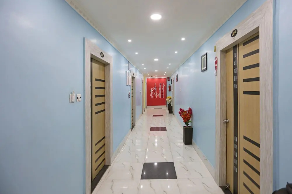 OYO Flagship 5716 Hotel Krishna