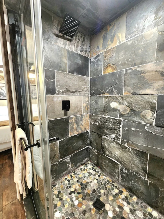 Miners Suite in Shaver Lake