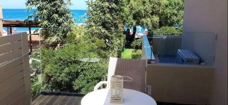 Effi Apartments
