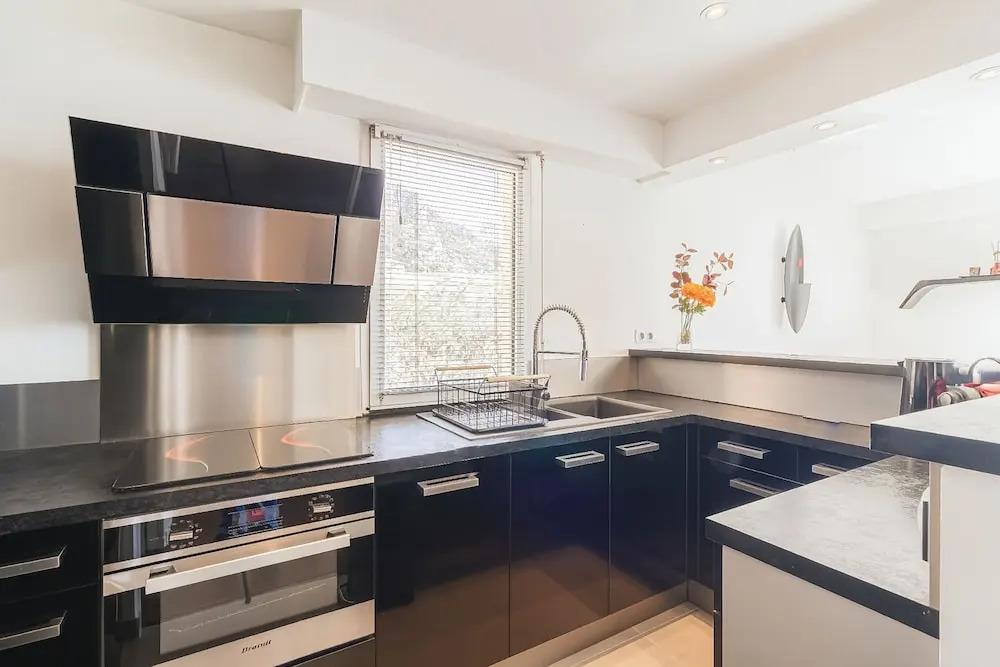 Stunning Renovated 1-bedroom Breathtaking View