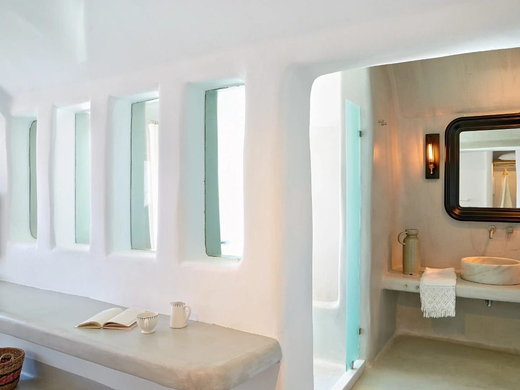 Mykonos Blu, a Resort to Live