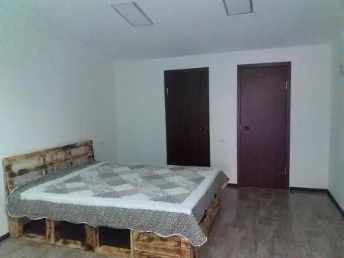 Room on Bogatos 15