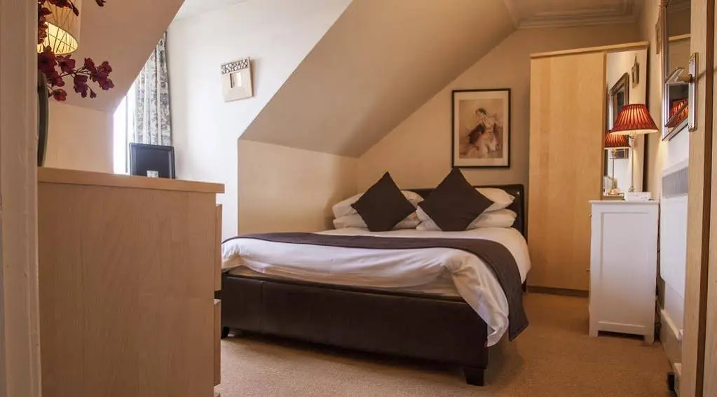 King Street Apartment
