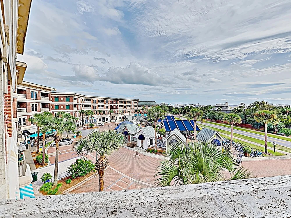 E Co Hwy 30A Condo Unit 322 3 Bedrooms 2 Bathrooms Condo