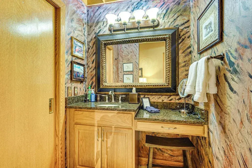 Park City Home: Hot Tub, Sauna & Deck w/ Mtn Views
