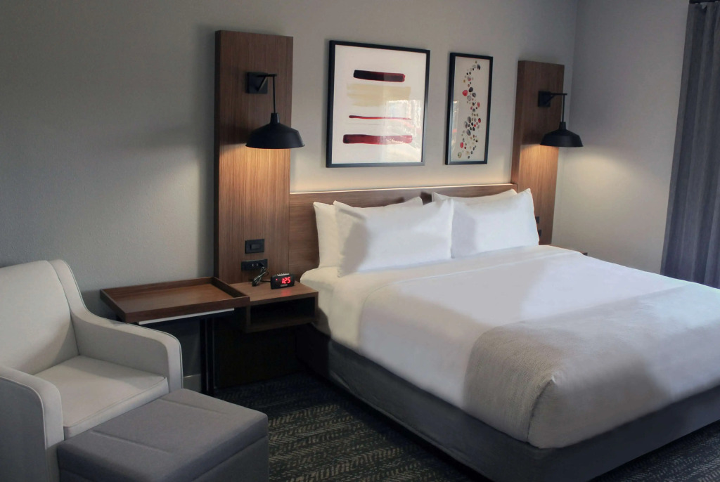 Hawthorn Extended Stay by Wyndham Oklahoma City Airport