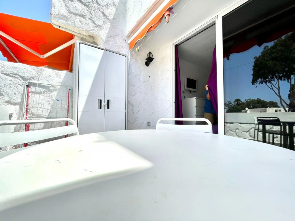 One cozy bedroom with Wifi,pool in Tenerife South