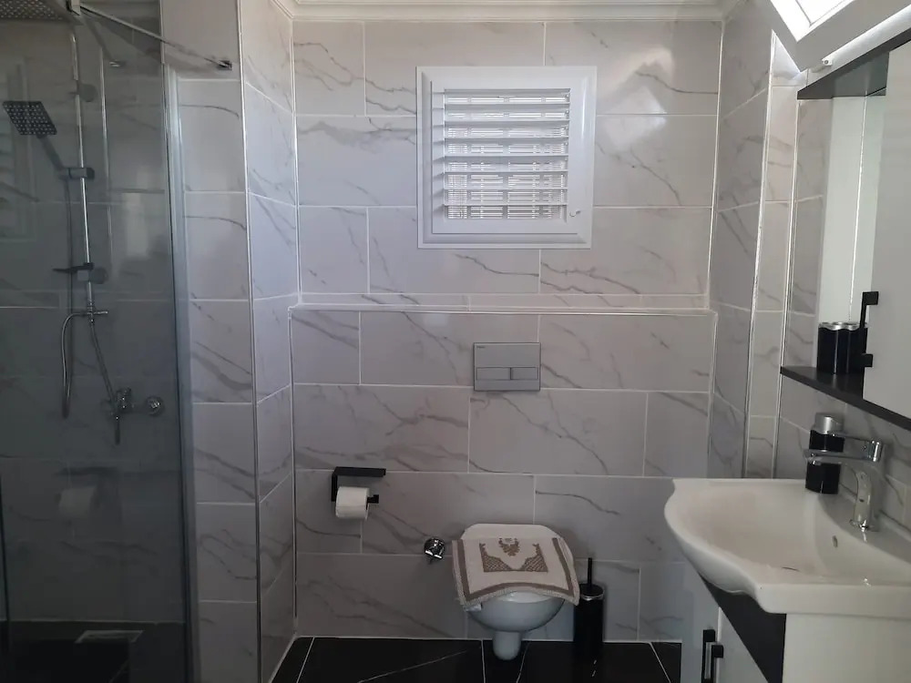 Hotel Efesian B&B City Center - Harbour