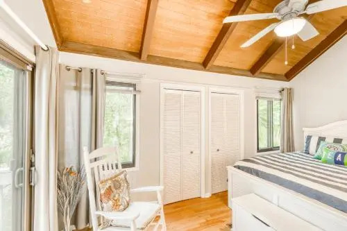 Treeloft Cottage 809