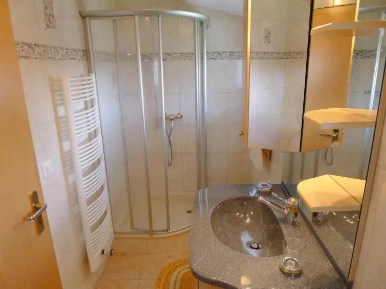 Apartment Heiderösli-1 by Interhome