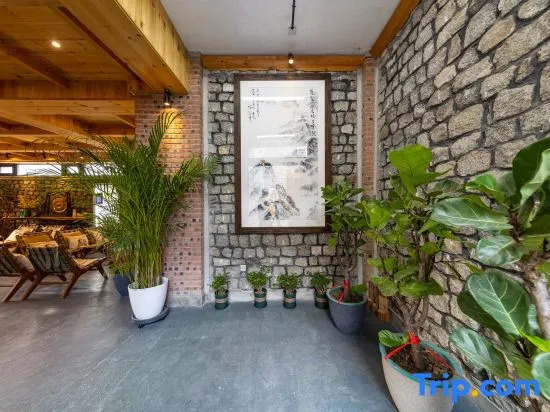 Great Wall Station Castle Guesthouse (Mutianyu Great Wall Branch)