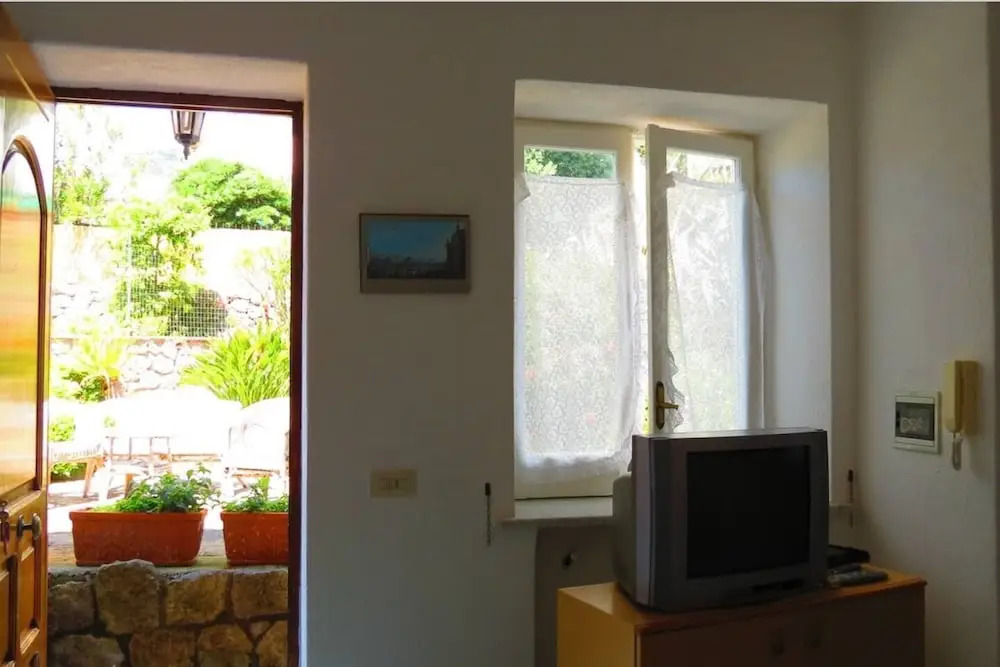 One Bedroom Apartment In Sant'angelo With Terrace Sea View - Casa Di Iorio