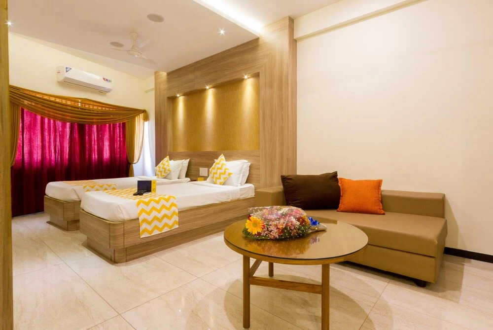 FabHotel Thaai Railway Station