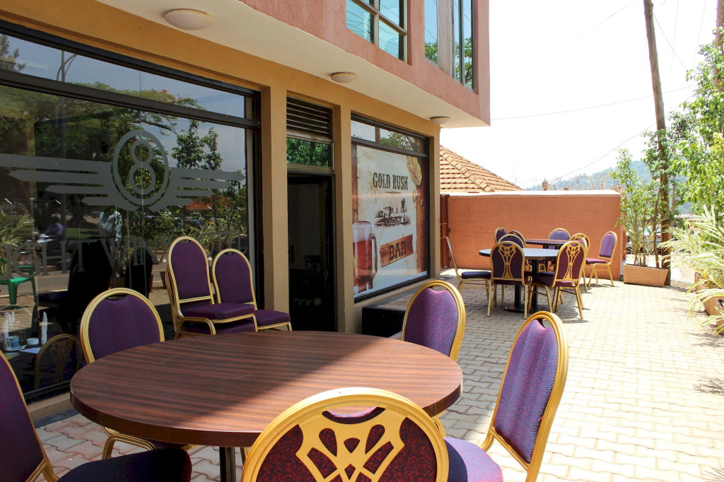 Eight Winx Hotel