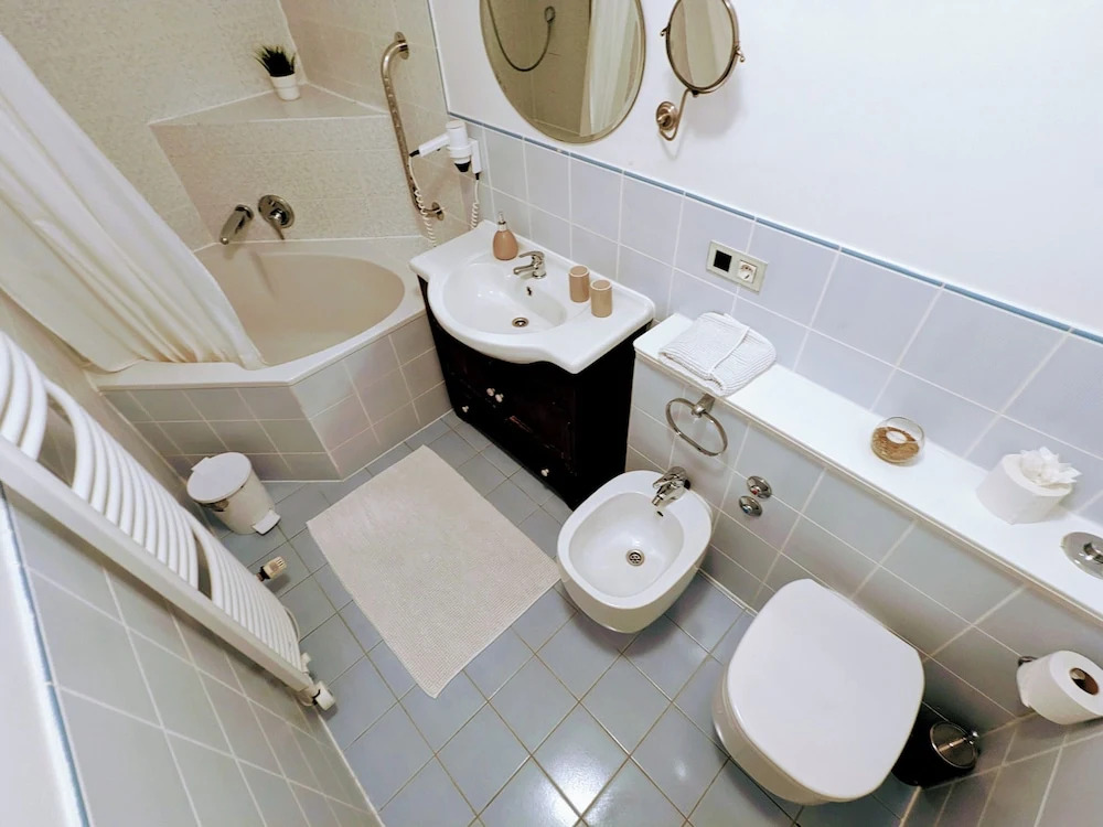 Hotel Lindequist Und Wald Hostel Sellin