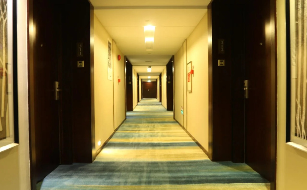 Kingdo Hotel