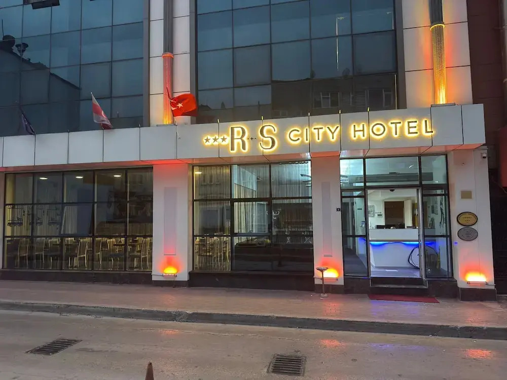 R S CİTY HoTEL
