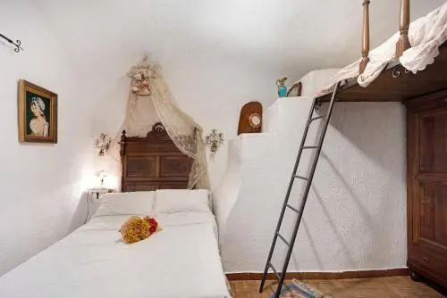 Le Petit Chateau