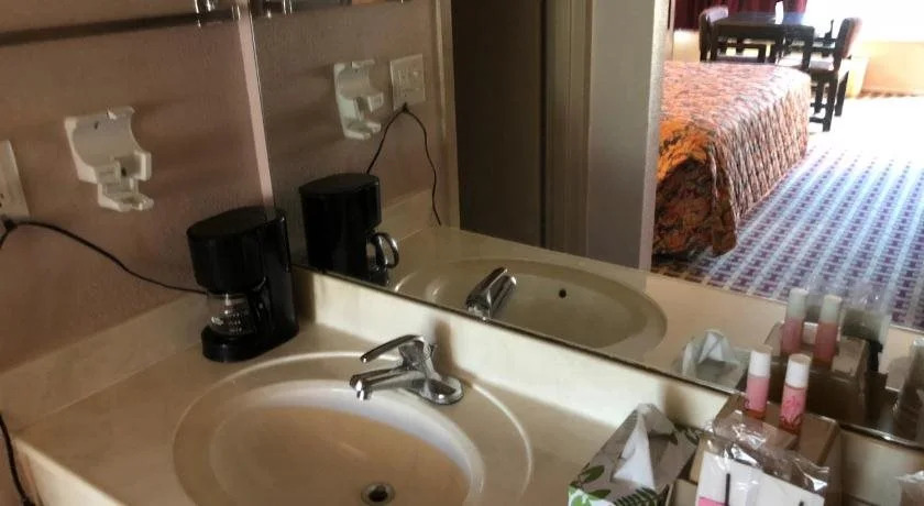 University Inn