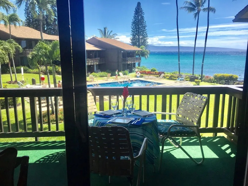 Lower Honoapiilani Condo #208 2 Bedrooms 2 Bathrooms Condo