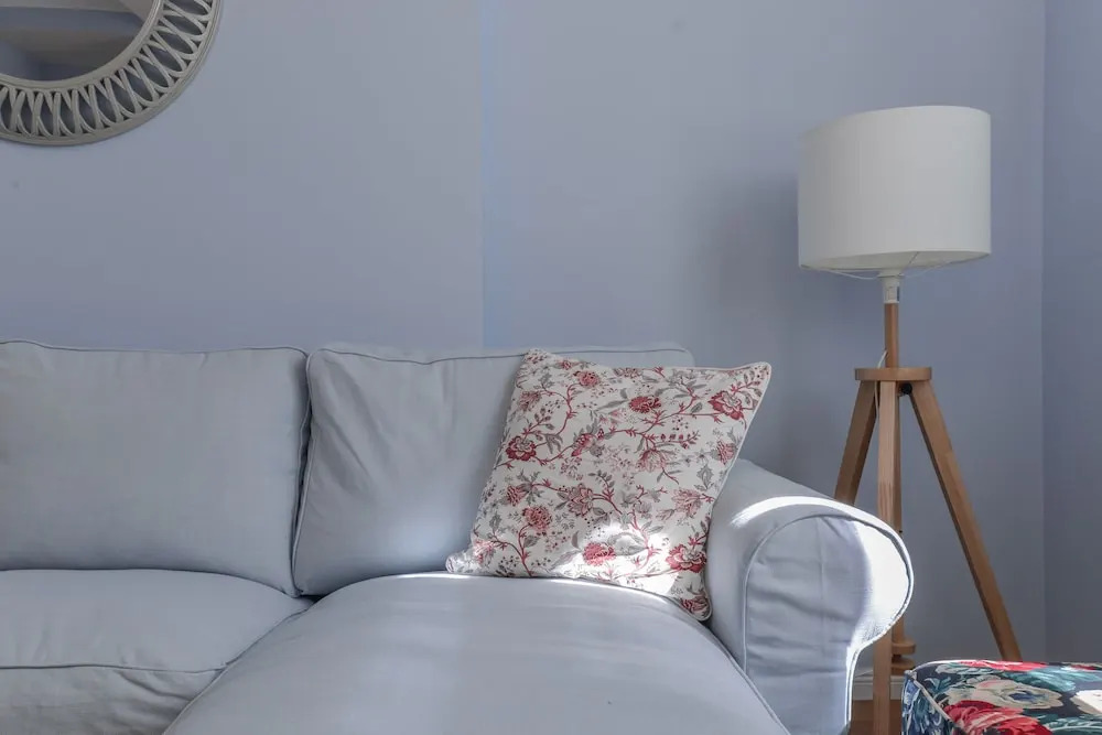 FM Deluxe 2-BDR Apartment - LOVEly