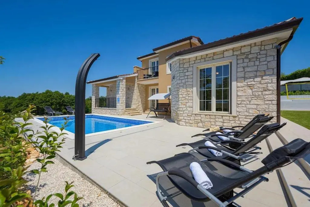 Villa Simic
