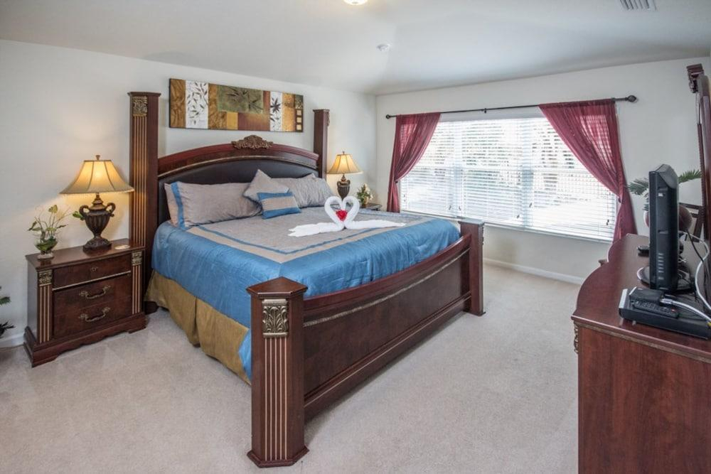 Windsor Hills 2548