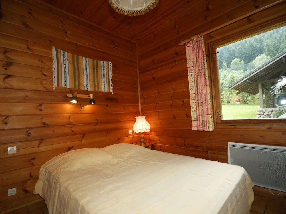 Wooden, Quietly-located Chalet With Garden on the Edge of the Forest in the French Countryside