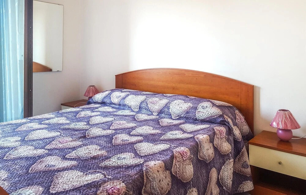 Awesome Apartment in Santa Maria al Bagno With 1 Bedrooms