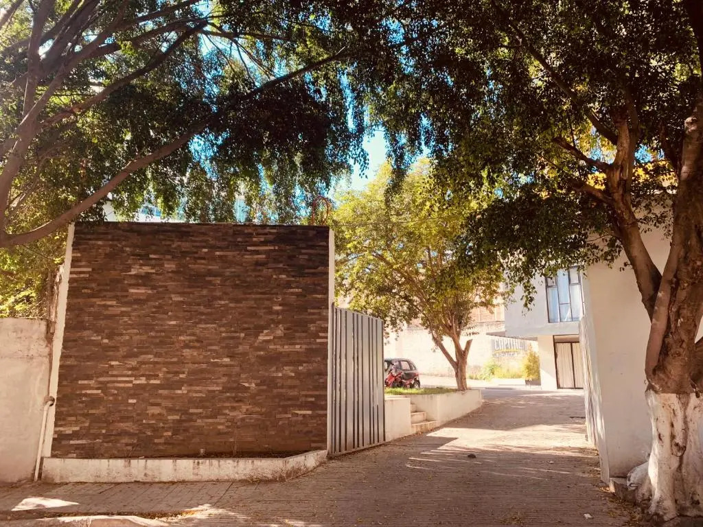 BERTHEL SUITES