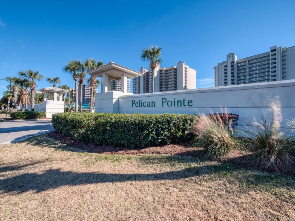 Gorgeous Penthouse 3 Bedroom Condo - Beach Front in Orange Beach