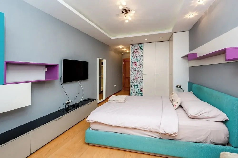 Sofia Luxury 3-Bed Penthouse Apartment Sleeps 6