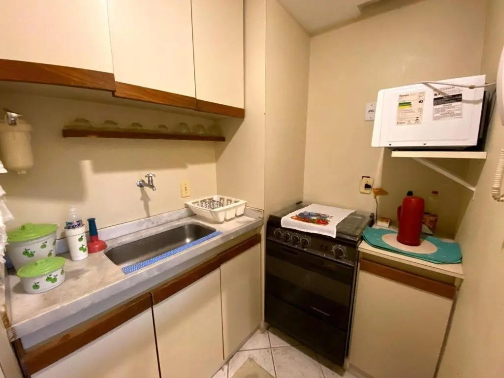 Condomínio com piscina, churrasqueira, sauna e MARINA P LANCHA - WiFi 200Mbps - 1qt e sala com 2 ar condicionados