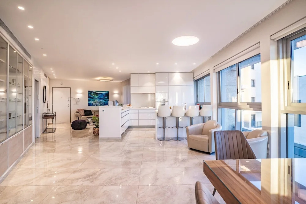 Royal Hanevim Luxury Residence Palace