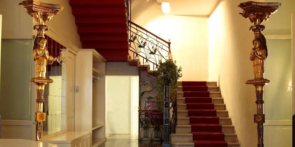 Hotel Croce Bianca