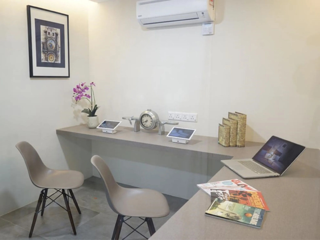 LightHouse Hotel & ShortStay @ Damansara Uptown