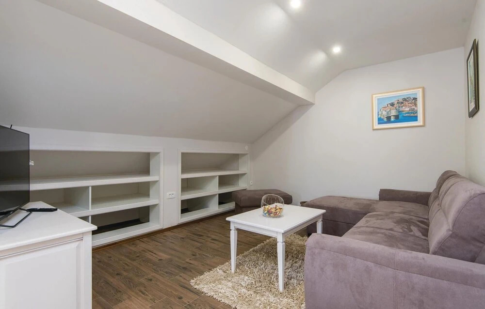 Nice Home in Orebic With Wifi and 2 Bedrooms