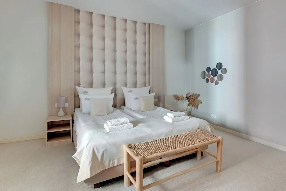 Waterlane Riverside SPA, Pool & Gym by Downtown Apartments